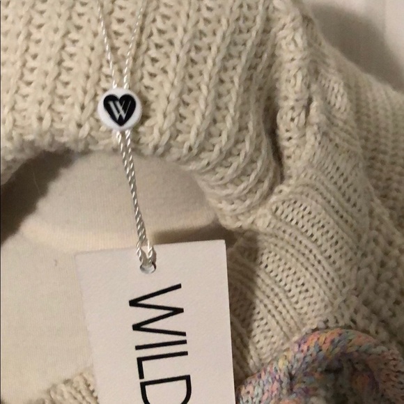 NWT WILDFOX SWEATER L - Picture 10 of 13